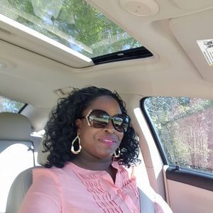 Meet your Posher, Angela